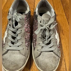 GOLDEN GOOSE SUPERSTAR